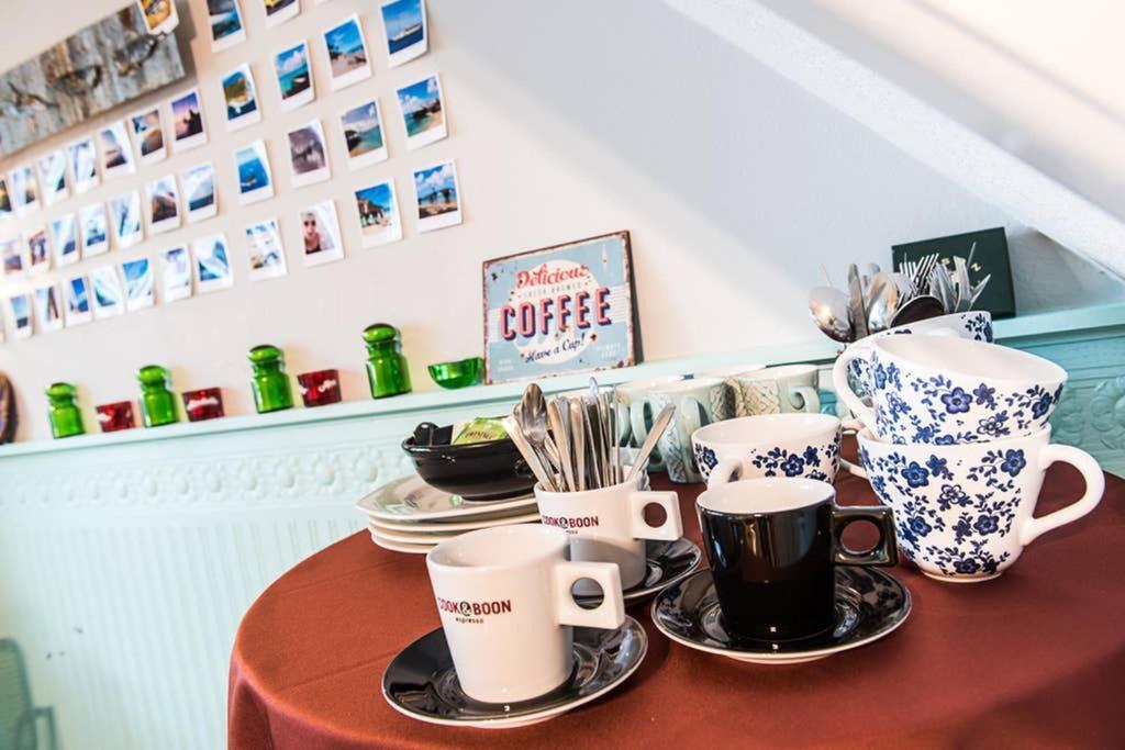 Vakantiewoning In Mol Centrum Met Eigen Bar "Casacuriosa" المظهر الخارجي الصورة